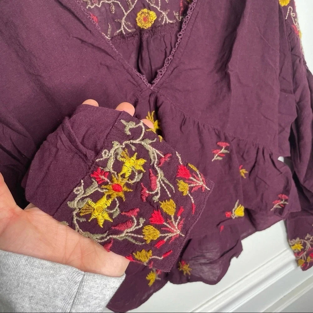 Free People Ava Embroidered Floral Burgundy Peasant Crop Long Sleeve Blouse S - Picture 5 of 13